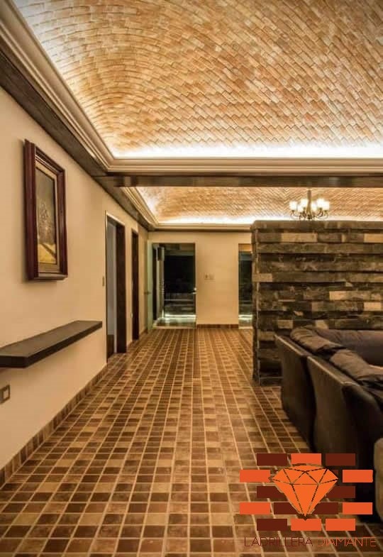 Adobes grandes para arcos en barro rojo