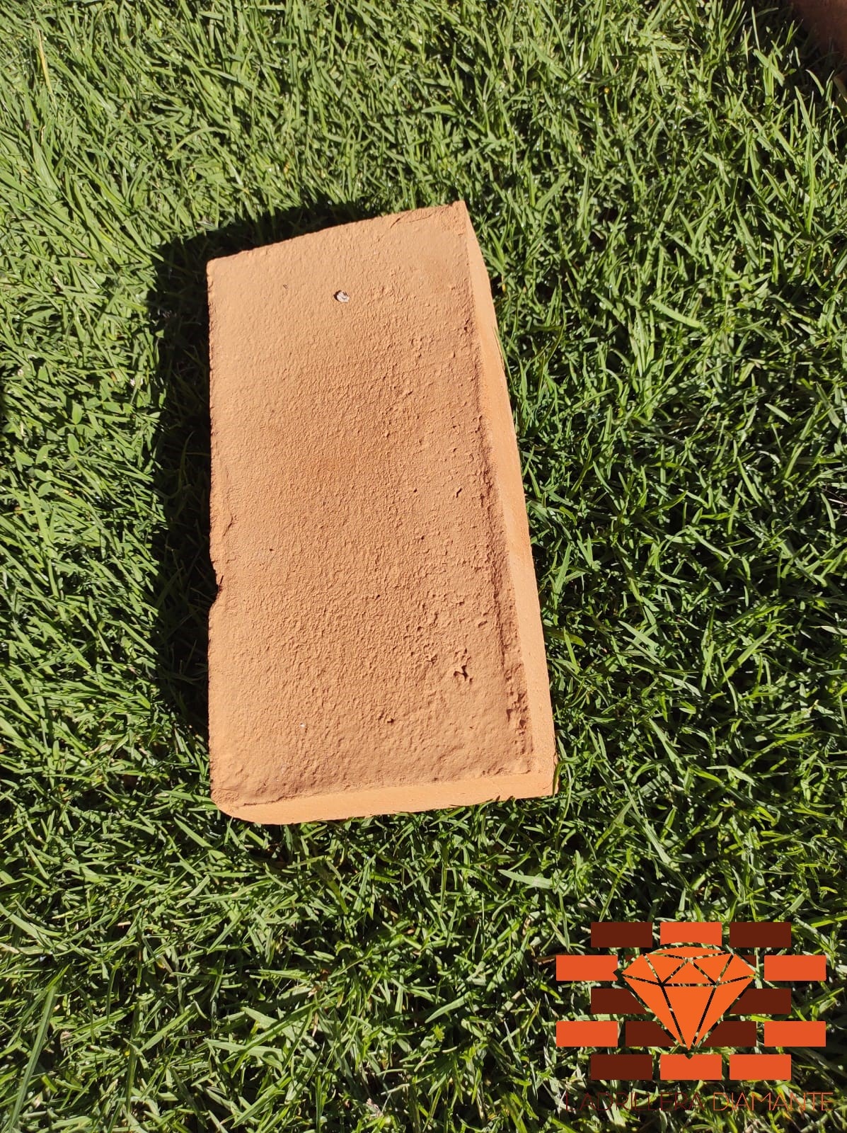 Adobes grandes para arcos en barro rojo