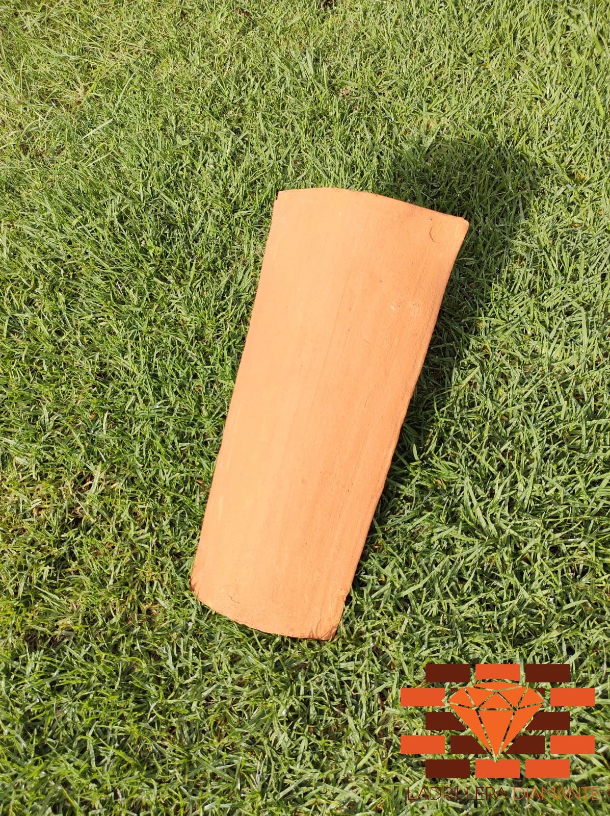 Adobes grandes para arcos en barro rojo